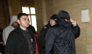 Водят "Наглите" в съда