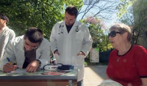 47% от лекарите: Не препоръчваме медицината на младите