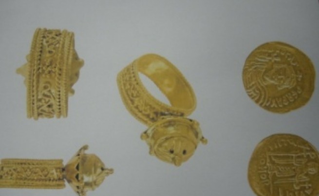 Уникален златен пръстен от VI в. открит край Бяла