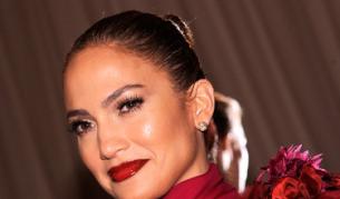 Дженифър Лопес