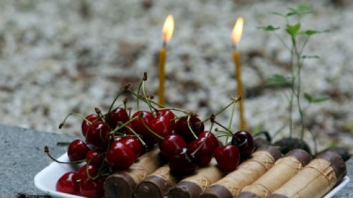  Днес е Черешова задушница. Молитви и щедрост 