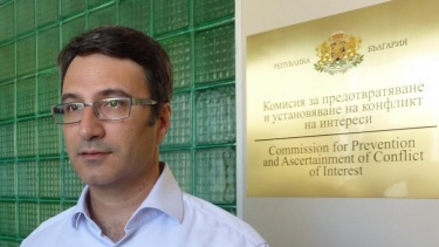 Трайков сезира комисията за конфликт на интереси