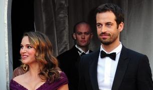 Натали Портман и Бенжамен Милпие на церемонията по връчването на наградите "Оскар"