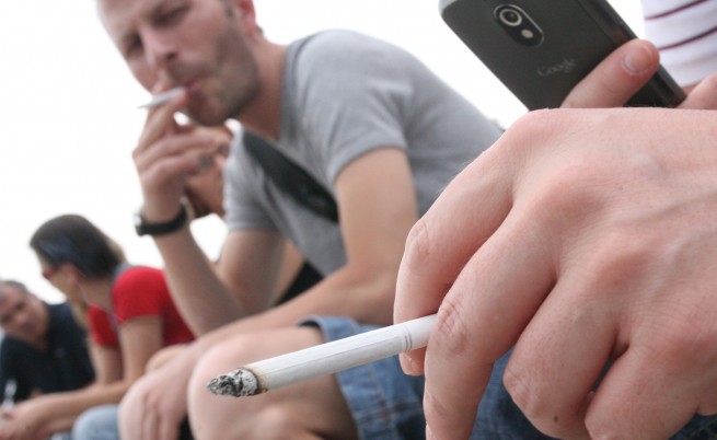 79% от активните пушачи ходят в заведения с градина