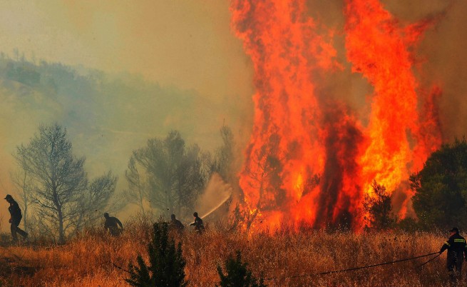 Извънредно положение в Югозападна Гърция заради горски пожари