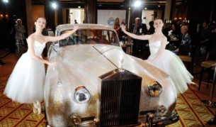 Продават "кристален" "Ролс-Ройс"