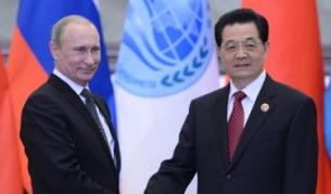 Китайският президент Ху Дзинтао и руският му колега Владимир Путин