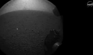 Първата снимка на Марс, изпратена от сондата