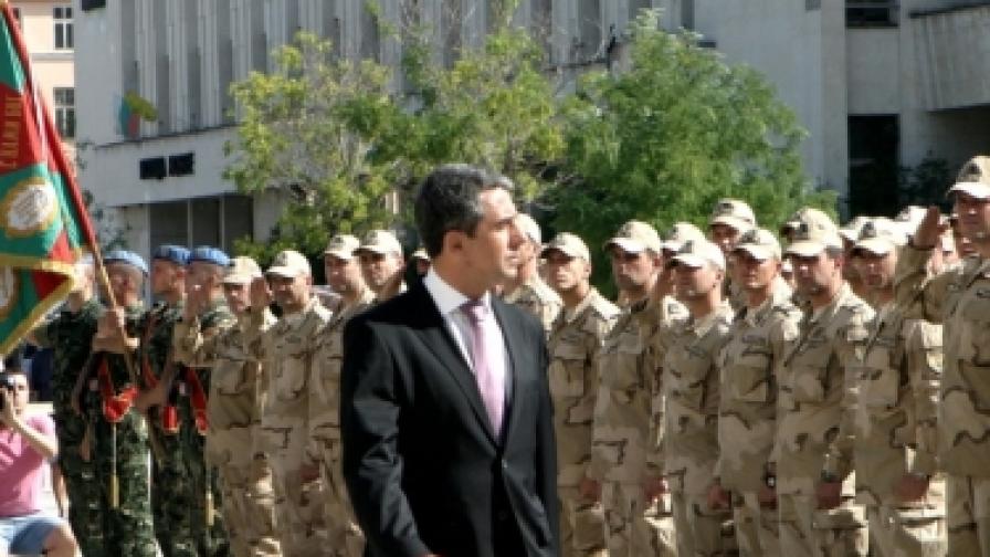 В Пловдив президентът Плевнелиев посрещна 22-ия контингент български военнослужещи, който се завърна от Афганистан