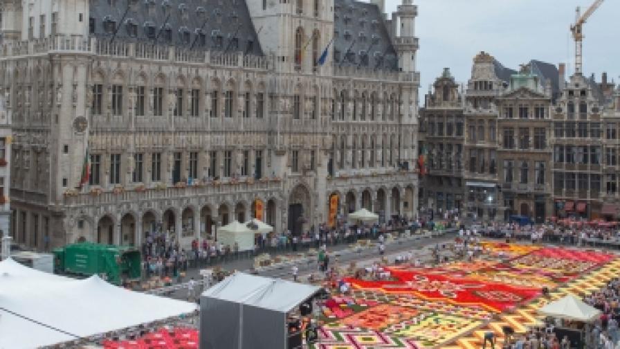 Африкански цветен килим в центъра на Брюксел