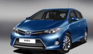 "Тойота" показа новия "Аурис"