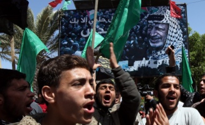 Израел отрича да е отровил Арафат