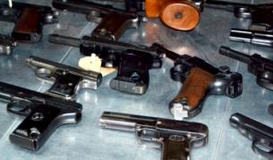 НАП продава гранатомет и други оръжия на търг