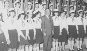 Тодор Живков на среща с пионери