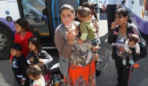 В Марсилия гонят роми и палят катуна им