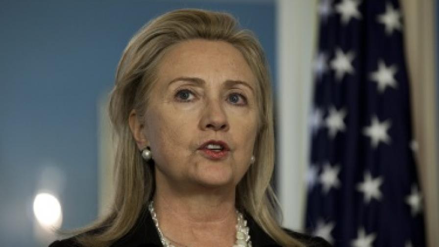Х. Клинтън: Поемам отговорността за Бенгази