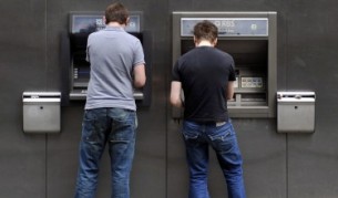 Във Виетнам: Арест за българи за кражби от банкомати
