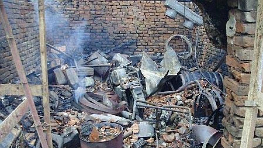 Има съмнения за умишлен палеж при пожара в Созопол тази нощ