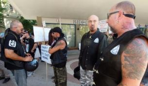 На 22 юли т.г. във Варна моряците от "Ина" протестираха, кой знае защо -  срещу бездействието на държавата...