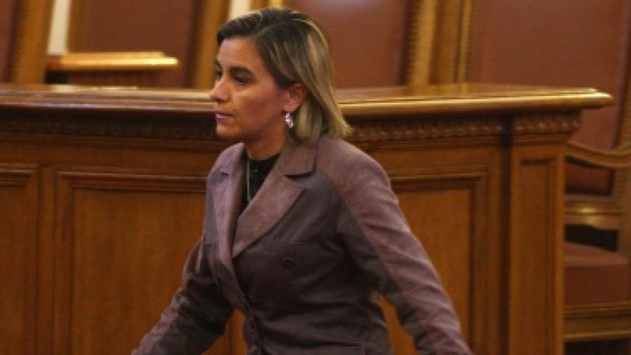 Депутатка на ГЕРБ напуска парламента заради конфликт на интереси