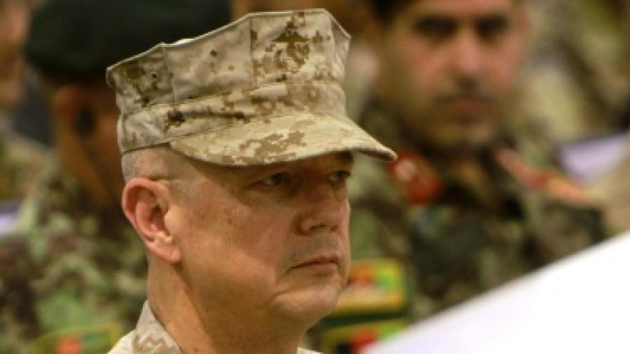 Ген. Джон Алън си тръгва от Афганистан, за да поеме командвеането на НАТО в Европа