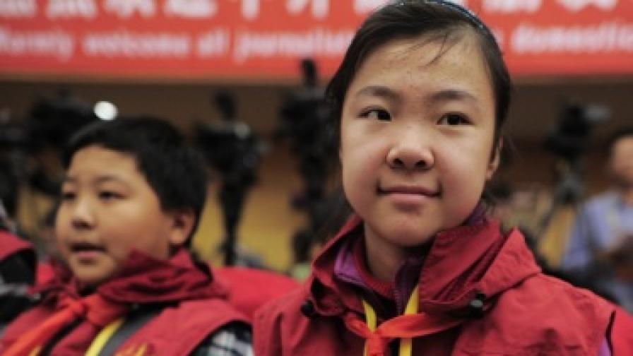 Въоръжен с нож мъж рани 22 деца в основно училище в Китай 