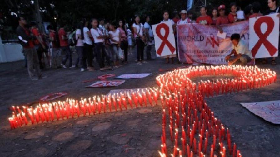 На 1 декември беше отбелязан Световният ден за борба със СПИН - носители на вируса излязоха на демонстрация в Манила, Филипините
