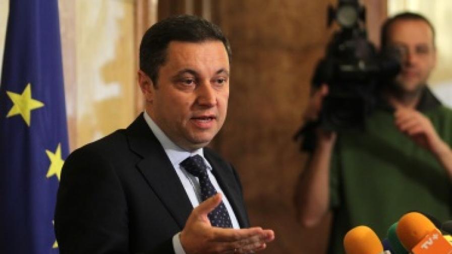 Яне Янев поиска отмяна на референдума на 27 януари