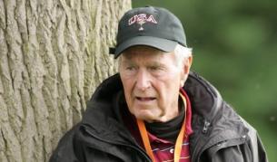 Изписаха Буш-старши след два месеца в болница