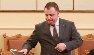 Министър Мирослав Найденов