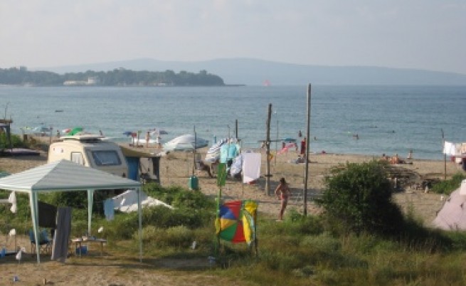 Министър Павлова: Пълна забрана за строителство по крайбрежието