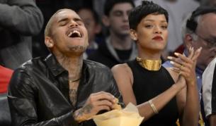 Риана най-сетне призна за връзката си с Крис Браун