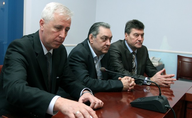 Проф. Николай Петров ще организира срещи между спорещите страни в здравеопазването