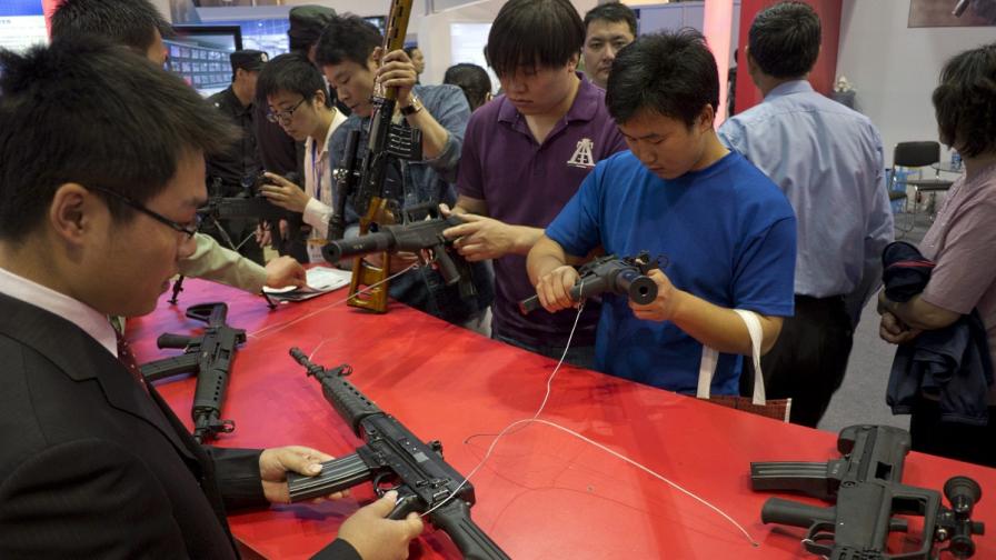 Китай влезе в топ 5 на износителите на оръжия