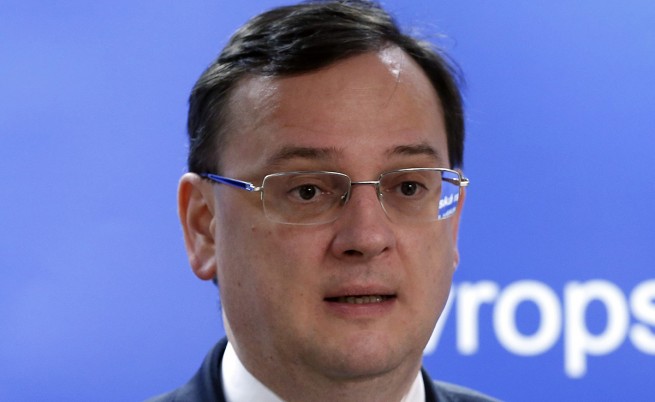 Чешкият премиер намеси подкрепата за Шенген в проблема с ЧЕЗ