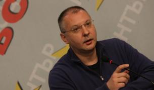 Станишев иска разследване на информация, че е бил агент на ДС