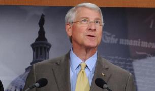 Роджър Уикър