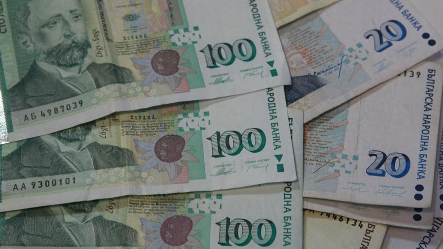 170 млн. лв. бонуси във финансовото министерство и НАП за 3 години