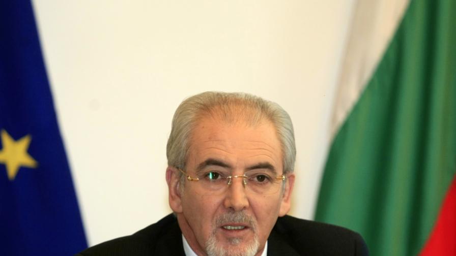 Местан: Не е време нито за еднопартийни кабинети, нито пък за коалиционни съглашения