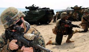 САЩ разполагат морски пехотинци в Италия за реагиране при инциденти в Либия