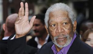 Морган Фрийман става ангел пазител на Скарлет Йохансон