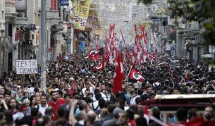 Протестите в Турция не стихват