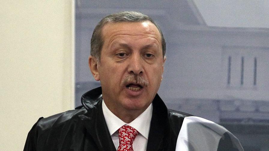 Ердоган: Няма да отстъпя