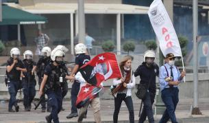 Властта в Турция: Всеки останал на "Таксим" е терорист