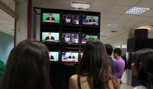 Съдът в Гърция: Държавните медии да се пуснат