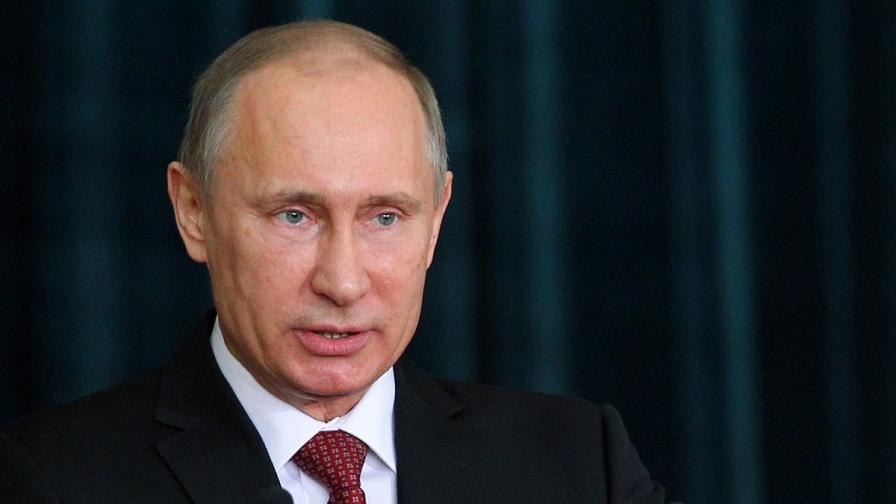Путин потвърди, че Сноудън е на летището в Русия