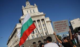 Млади социалисти до ПЕС: Дистанцирайте се категорично от правителството