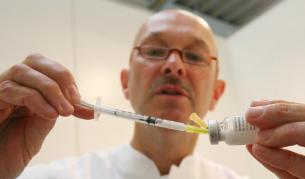 Очаква ни "имунитет в епруветка"