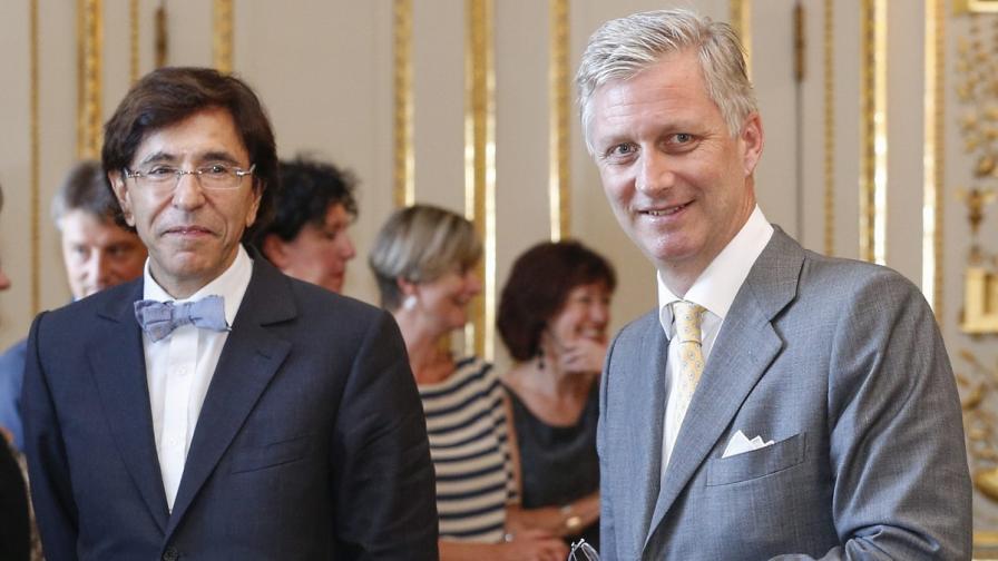 Новият белгийски крал върна оставката на правителството
