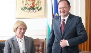 Председателя на Народното събрание Михаил Миков се срещна с посланика на САЩ у нас Марси Рийс